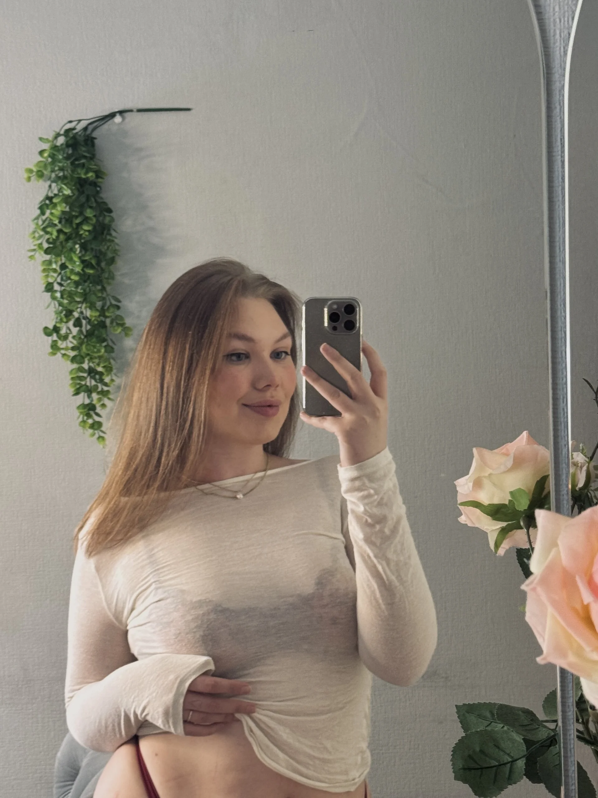 XXX Porn Photo of Nude cutiejuliee 14