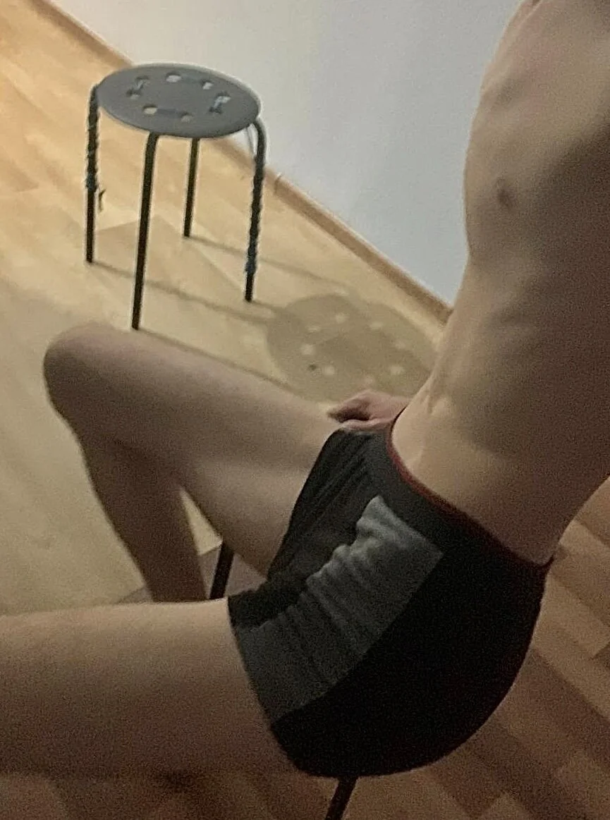 XXX Porn Photo of Nude Velles 6