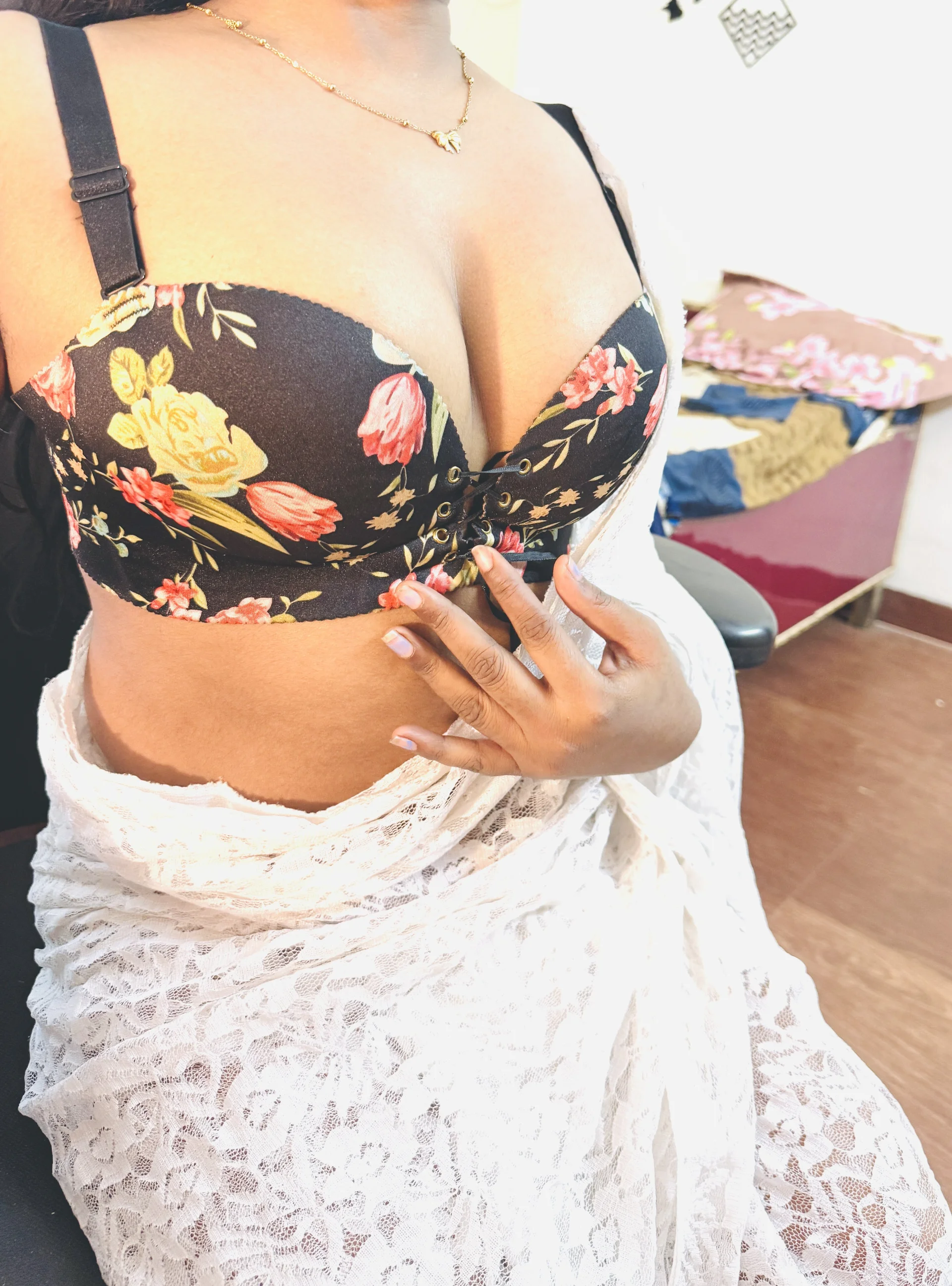 XXX Porn Photo of Nude hottest_mahiii 4
