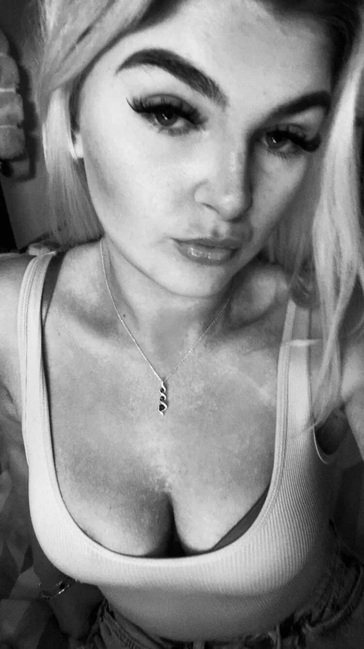 XXX Porn Photo of Nude rosie-hipstergal 135