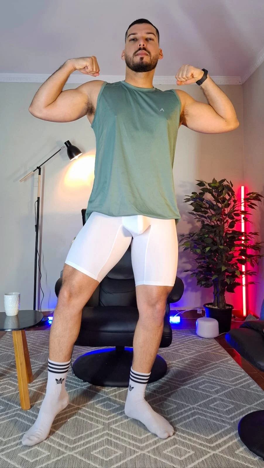 XXX Porn Photo of Nude HenryBenso 33