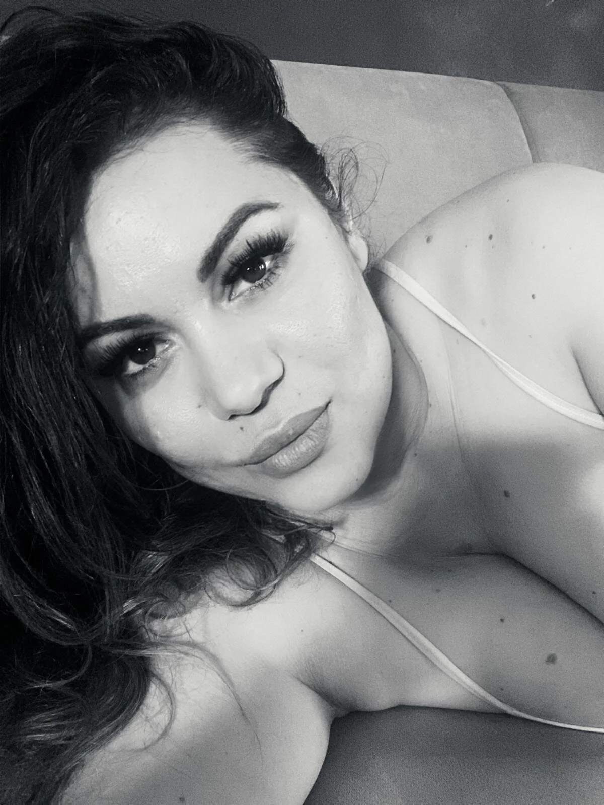 XXX Porn Photo of Nude VixenVibesX 10
