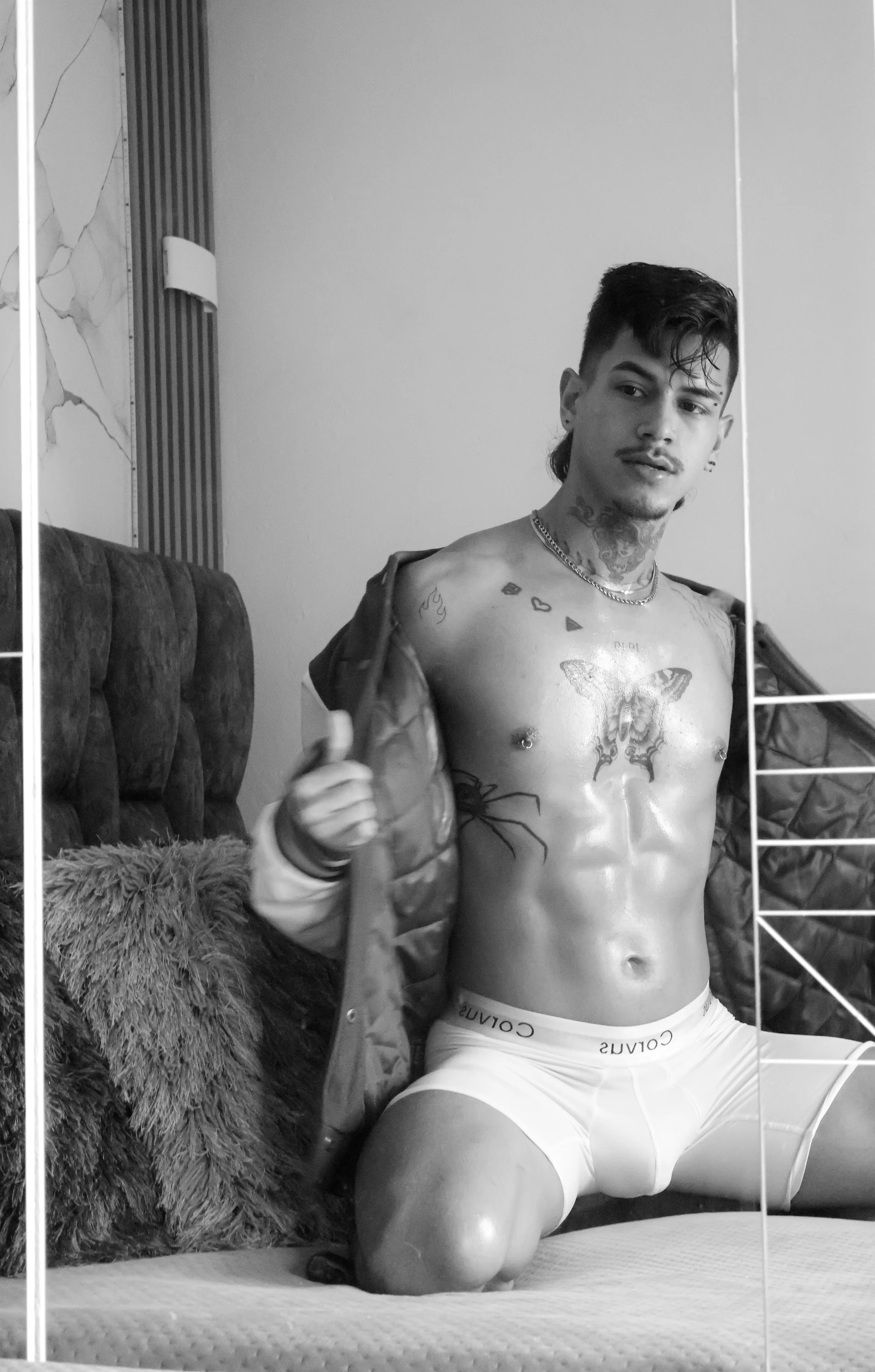 XXX Porn Photo of Nude JAYCOB00 18