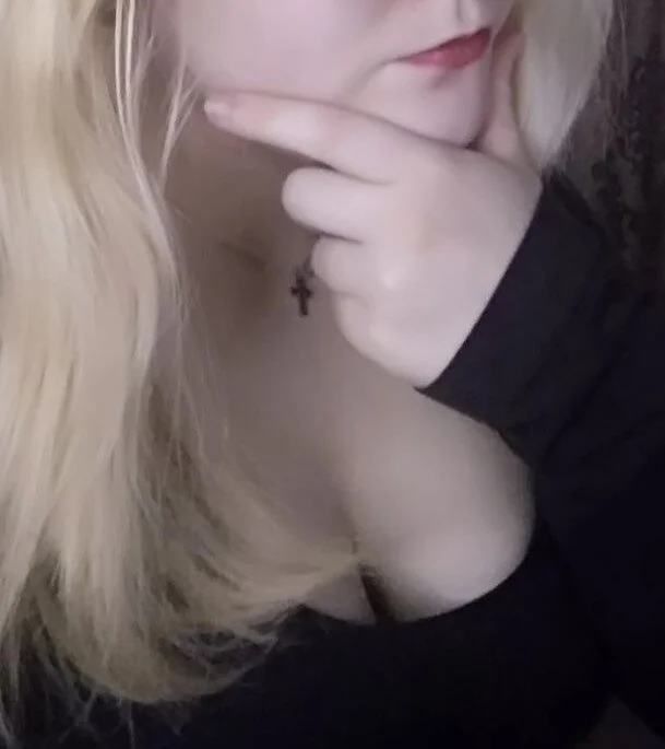 XXX Porn Photo of Nude LilithEmber 5