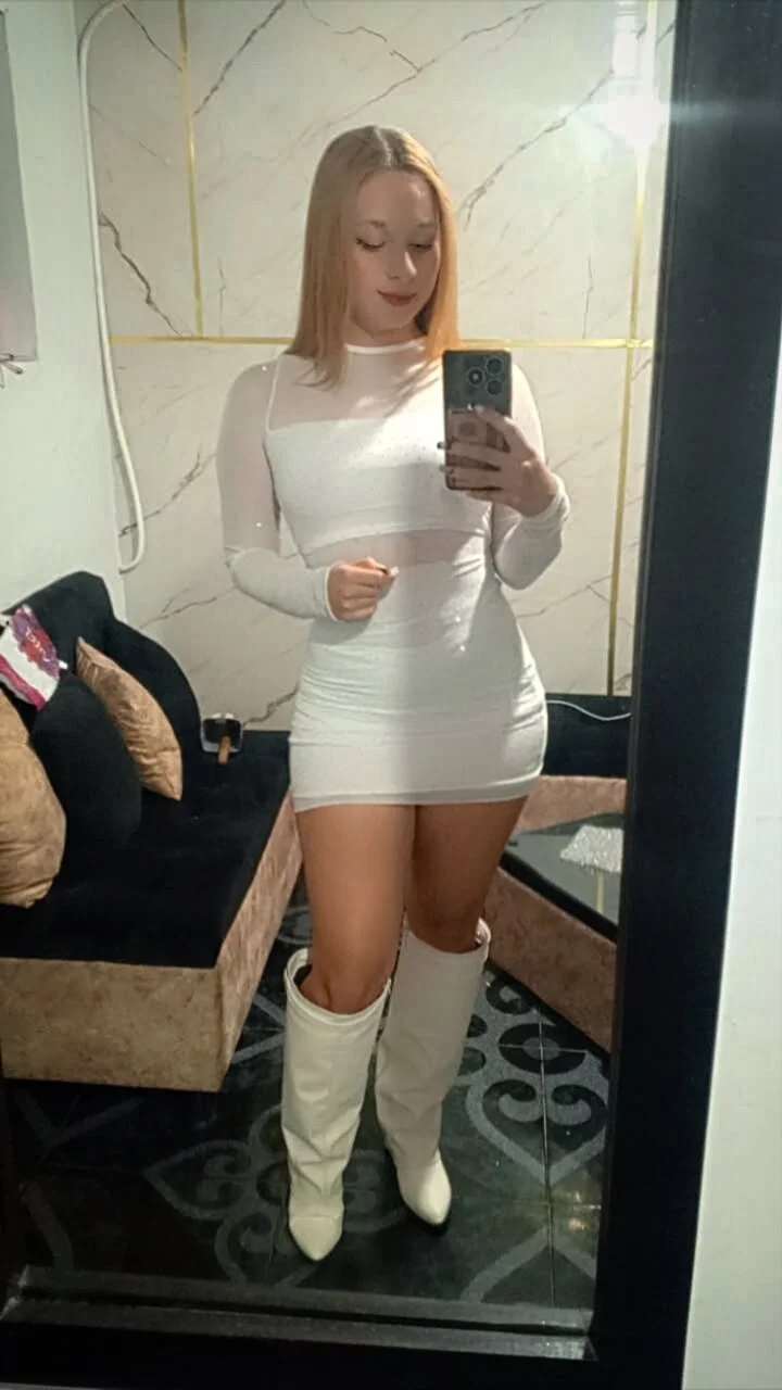 XXX Porn Photo of Nude lanna_joness 10