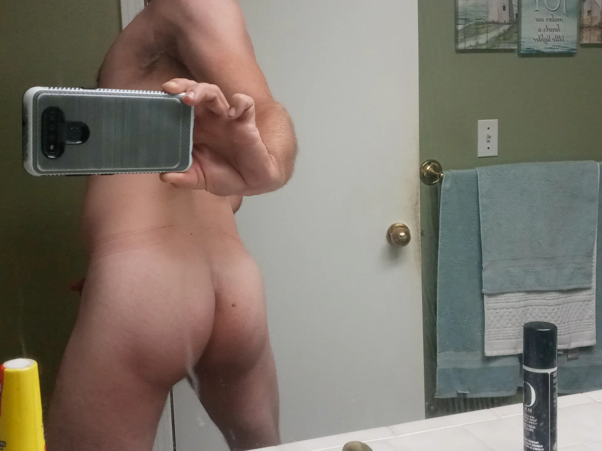 XXX Porn Photo of Nude InsaneTraiNer 4