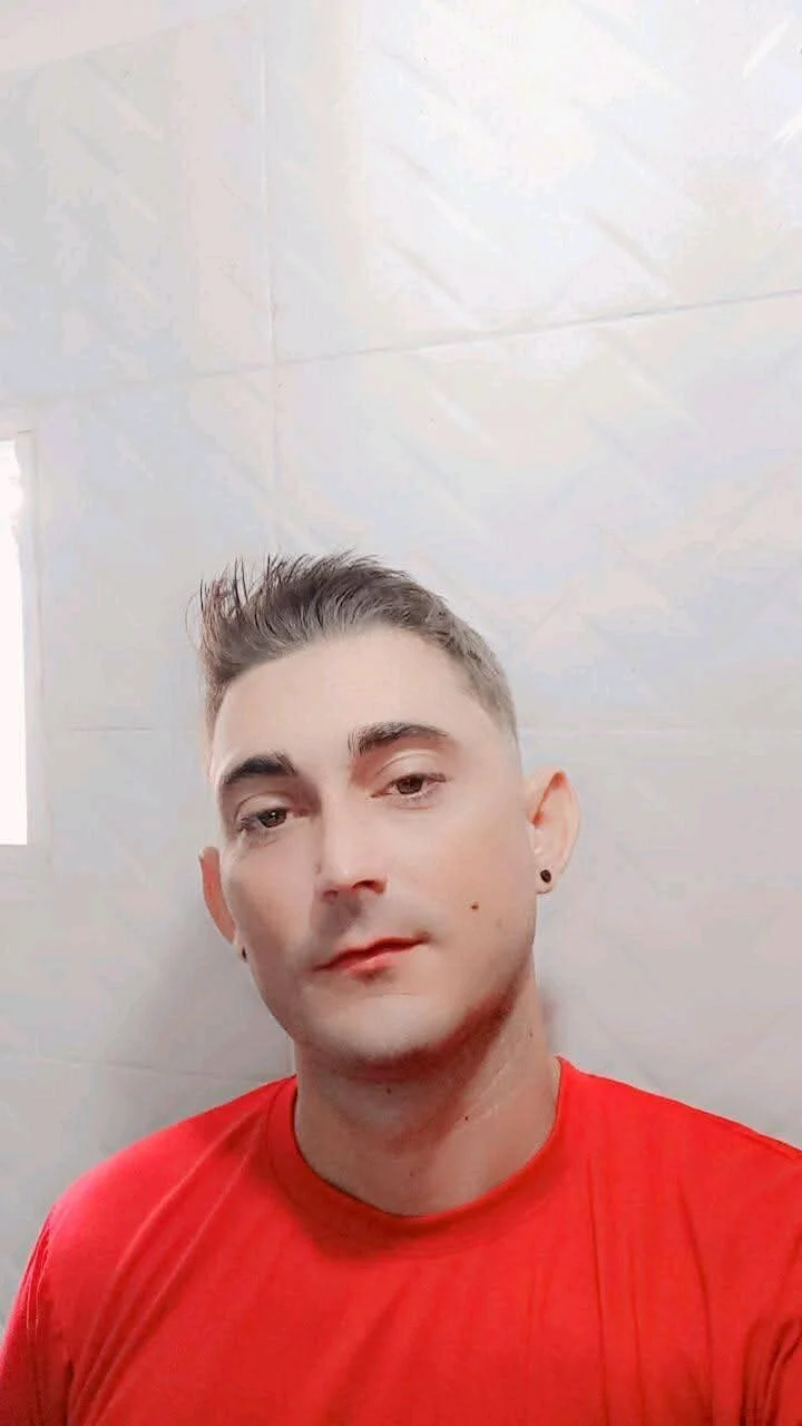 XXX Porn Photo of Nude el_fresa 1