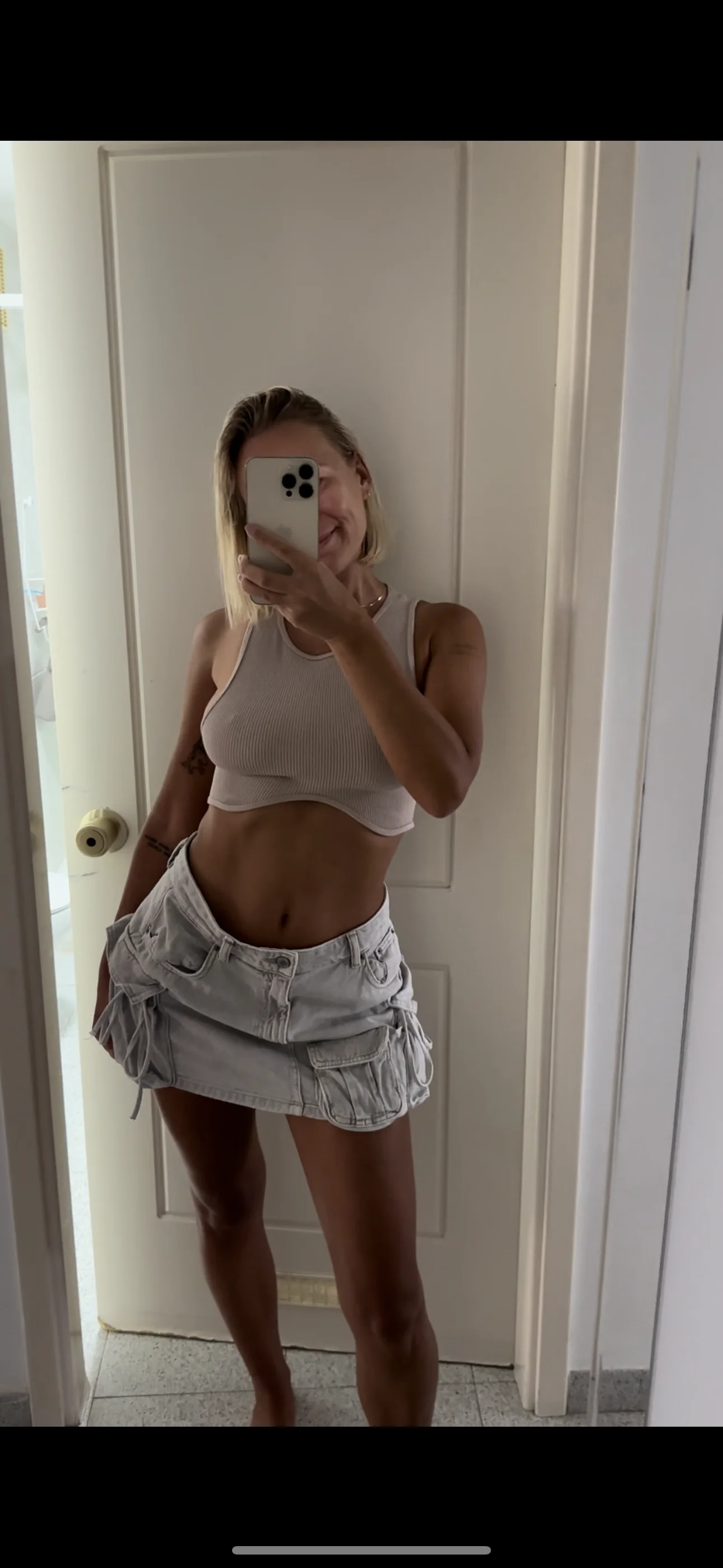 XXX Porn Photo of Nude xdaisyhansen 1