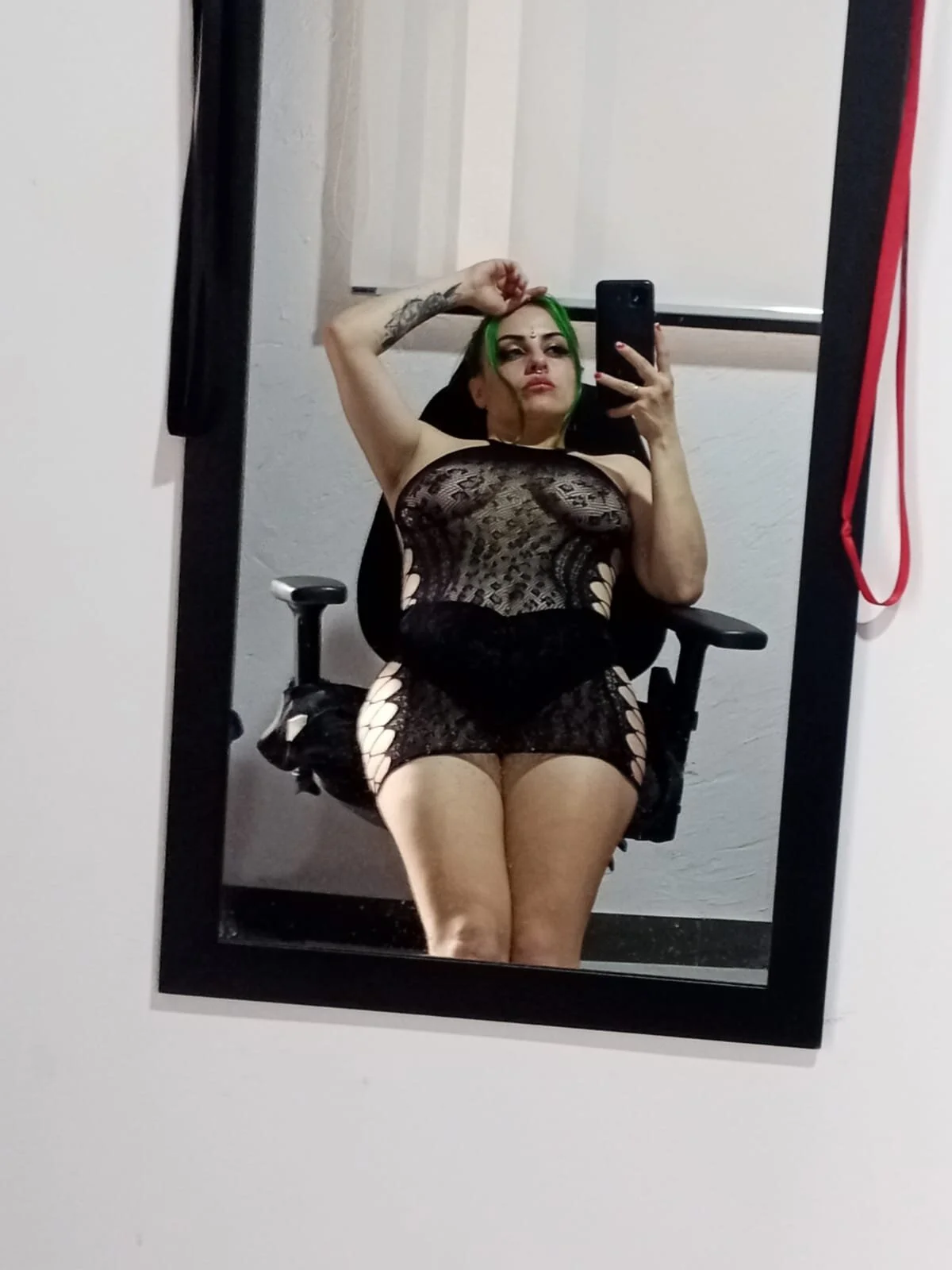 XXX Porn Photo of Nude freyaa_sorcerees 9