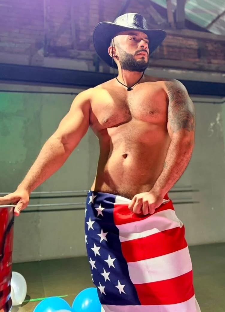 XXX Porn Photo of Nude Mike_savage3 86