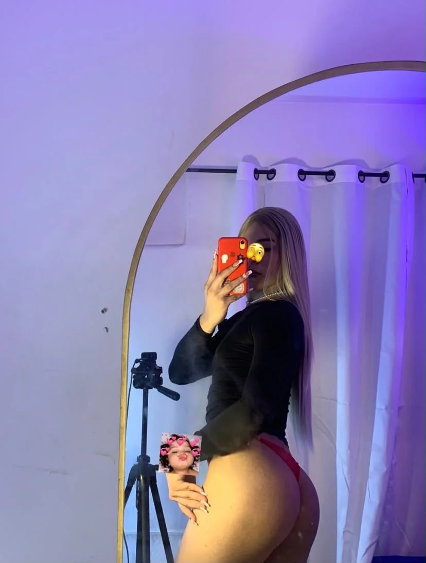 XXX Porn Photo of Nude summerr_sun 2