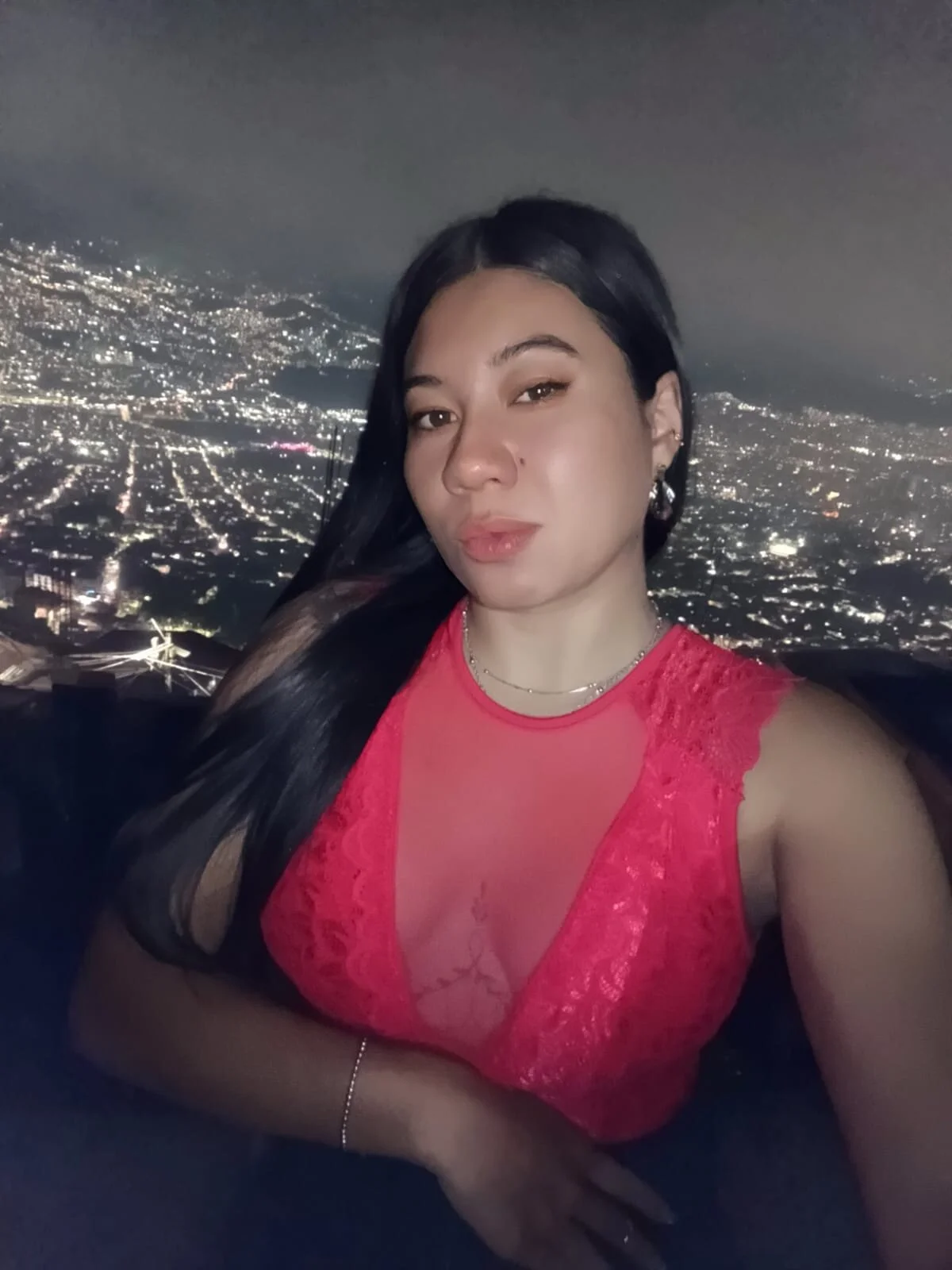 XXX Porn Photo of Nude lunaa_hart 2