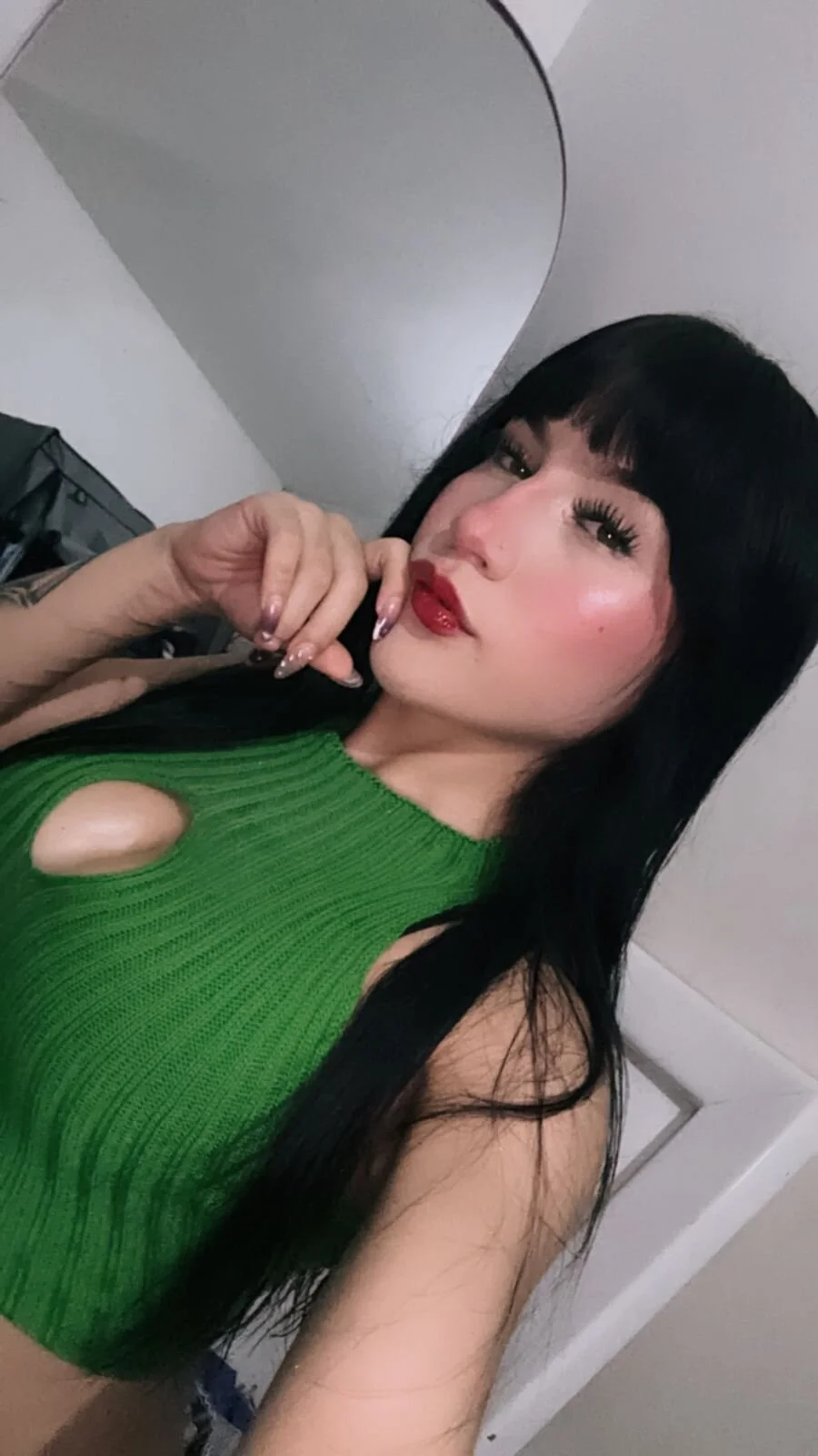 XXX Porn Photo of Nude ahitanaa_ 1