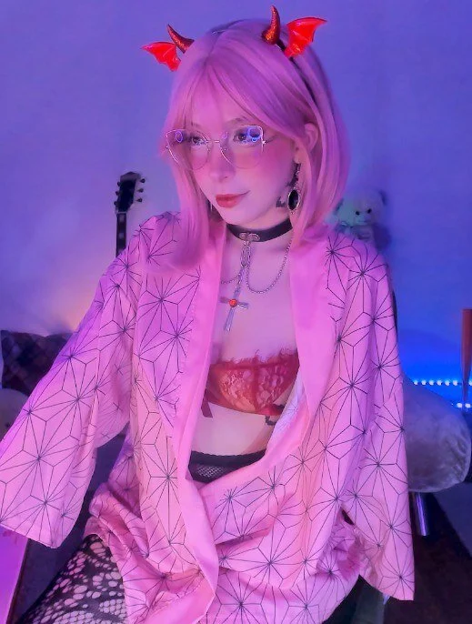 XXX Porn Photo of Nude bluelen 210