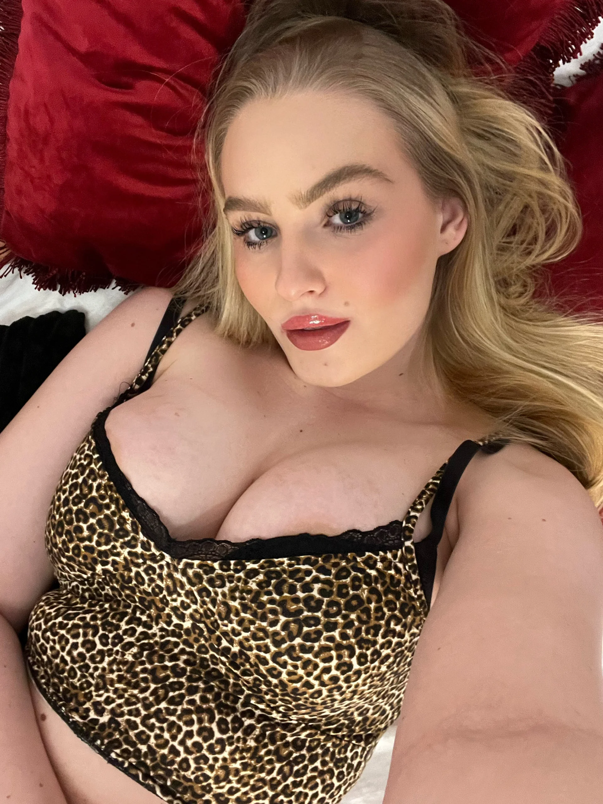 XXX Porn Photo of Nude OliviaKisss 13