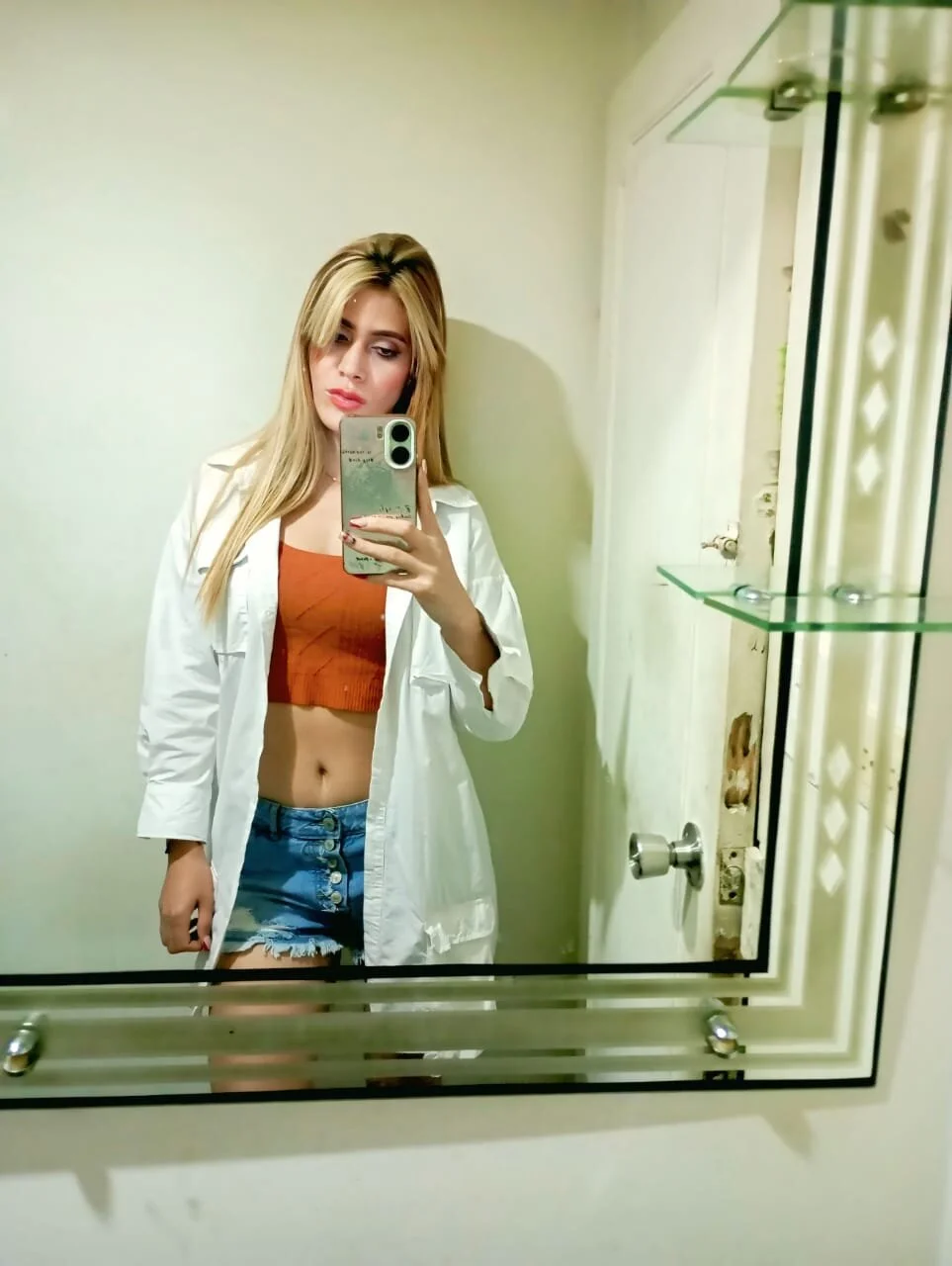 XXX Porn Photo of Nude Elianasuarezz 4