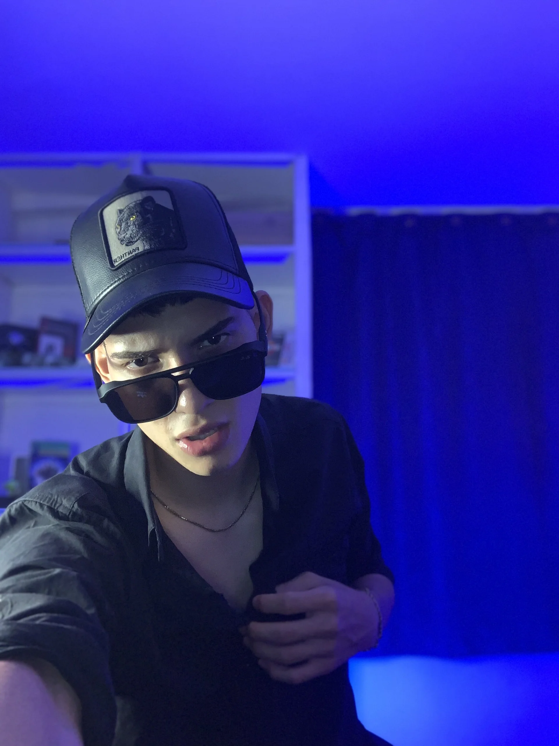 XXX Porn Photo of Nude god_drake 16