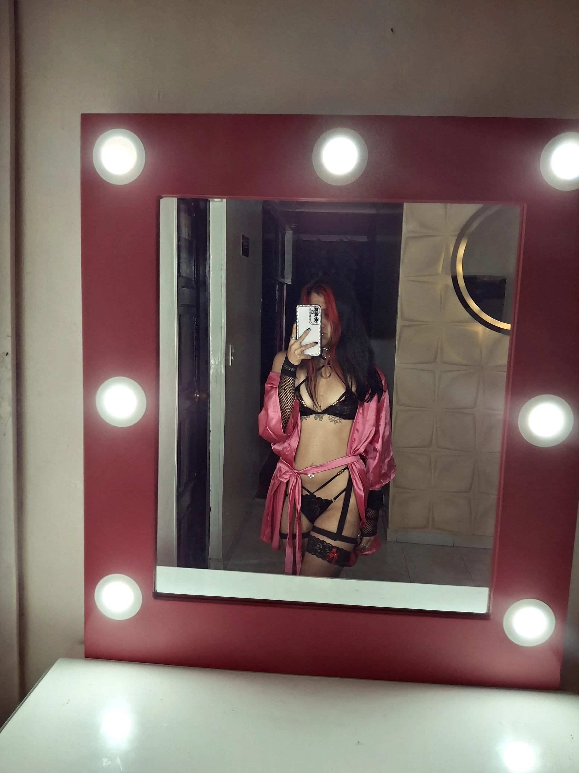 XXX Porn Photo of Nude carolinerue 16