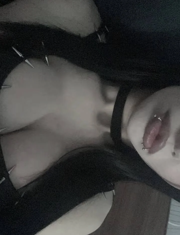XXX Porn Photo of Nude _darkgirl__ 9