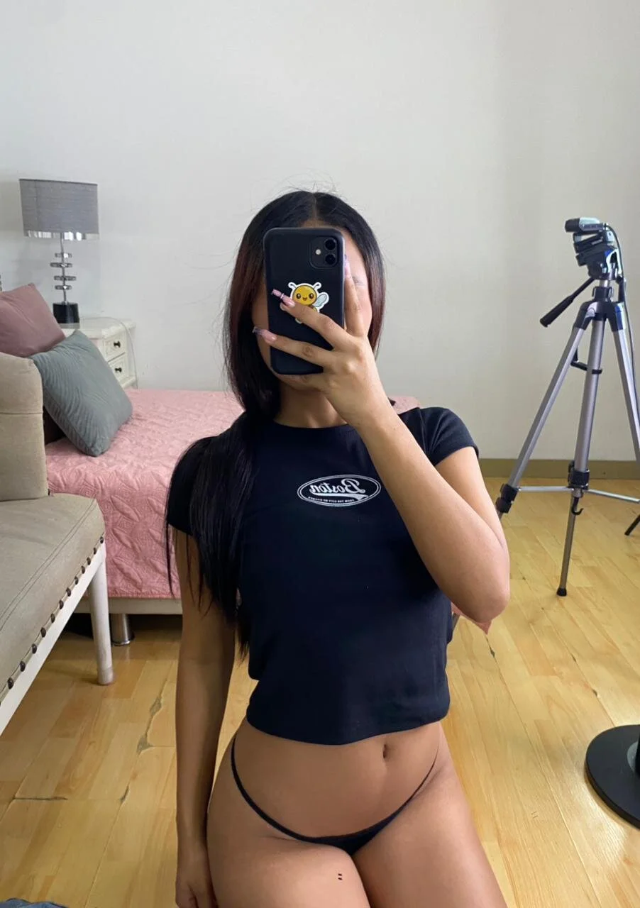 XXX Porn Photo of Nude amara_rousse 16