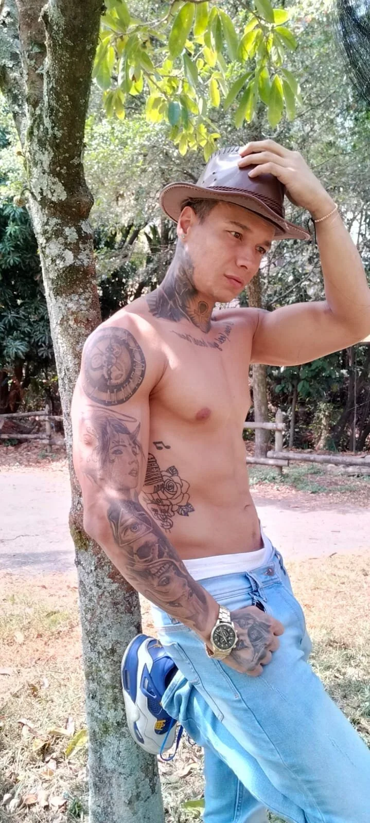 XXX Porn Photo of Nude damian_c12 97