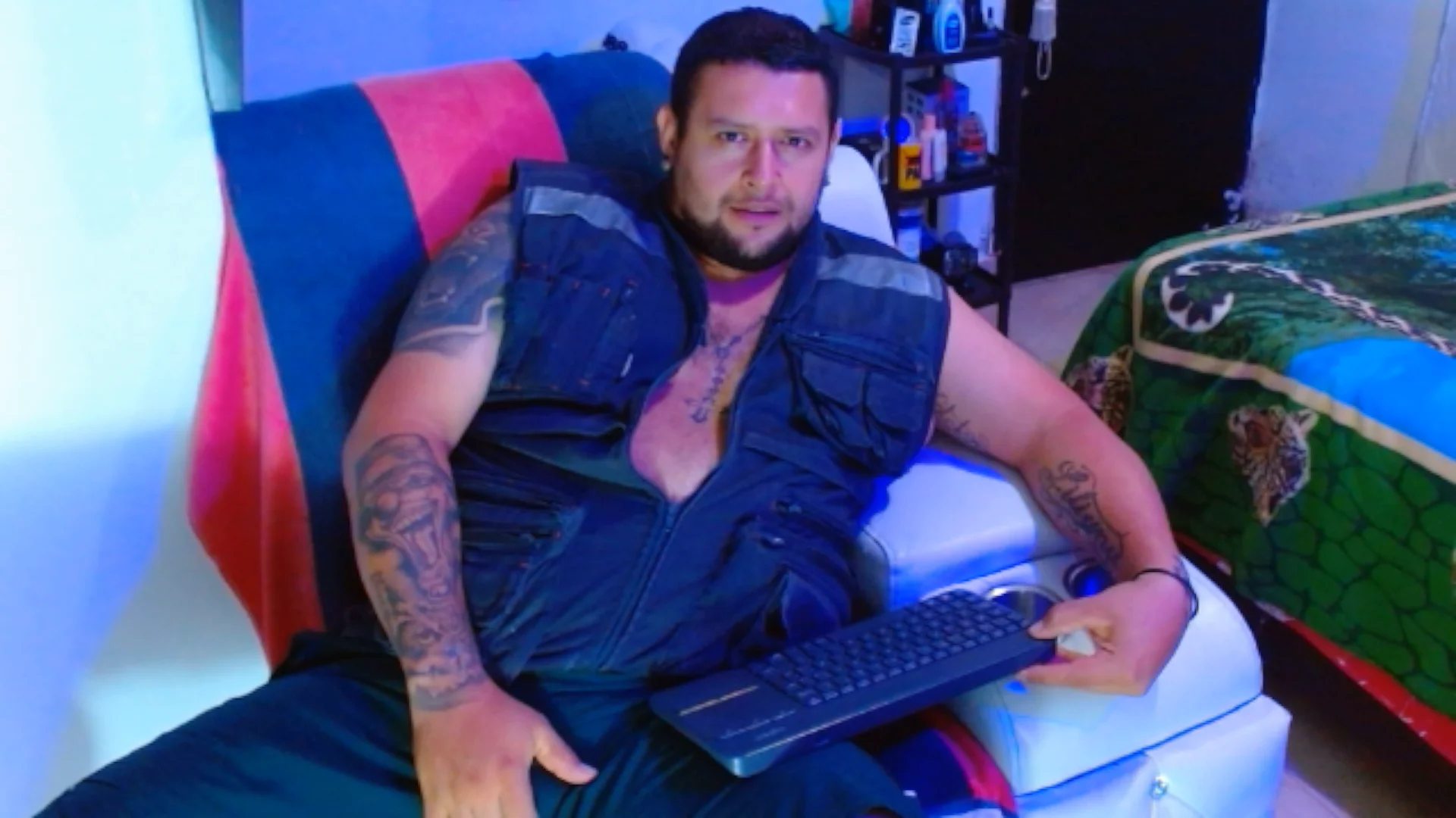 XXX Porn Photo of Nude Michaell_Myerss_ 3