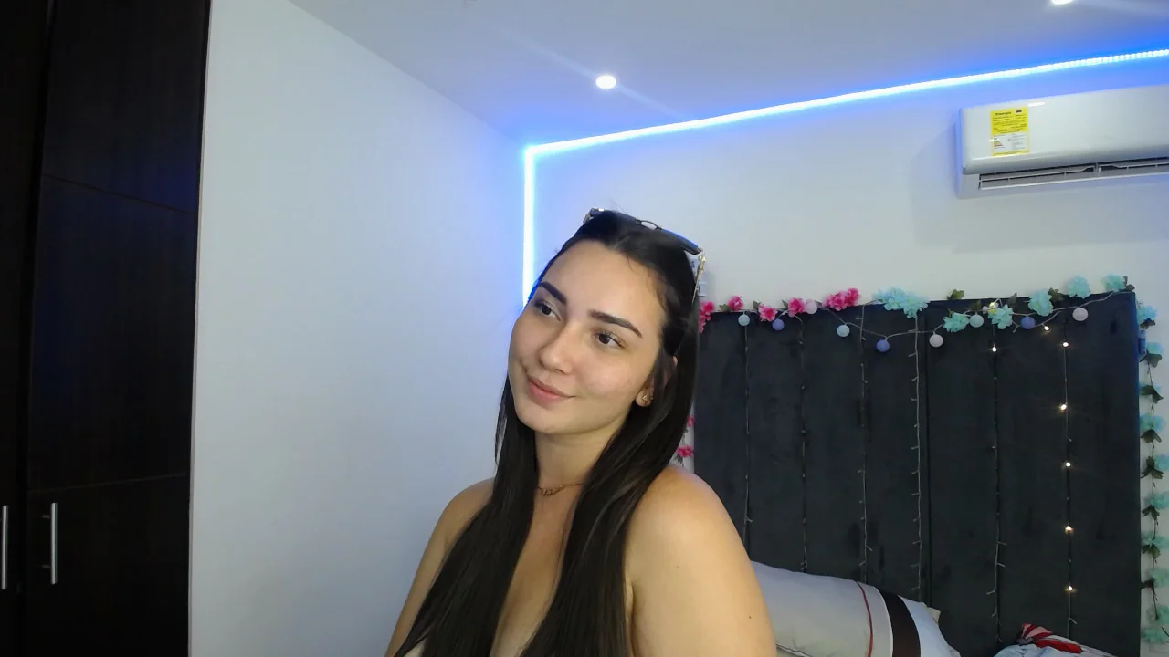 XXX Porn Photo of Nude ava_blue 8