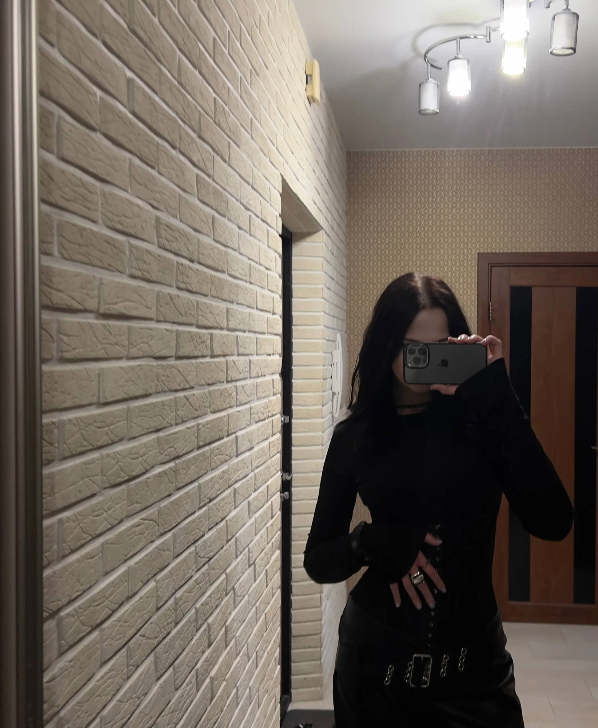 XXX Porn Photo of Nude PorcelainAnora 3