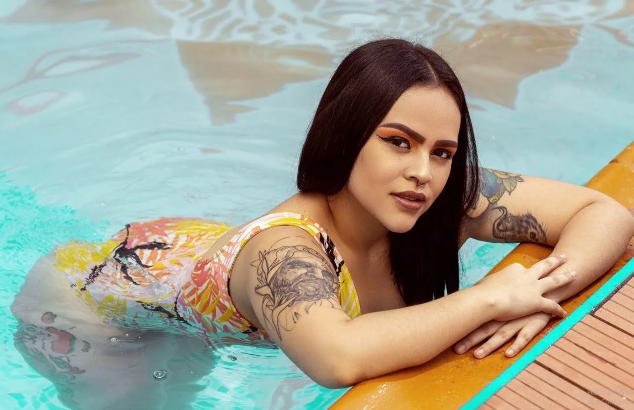 XXX Porn Photo of Nude Carlaguzman_ 2