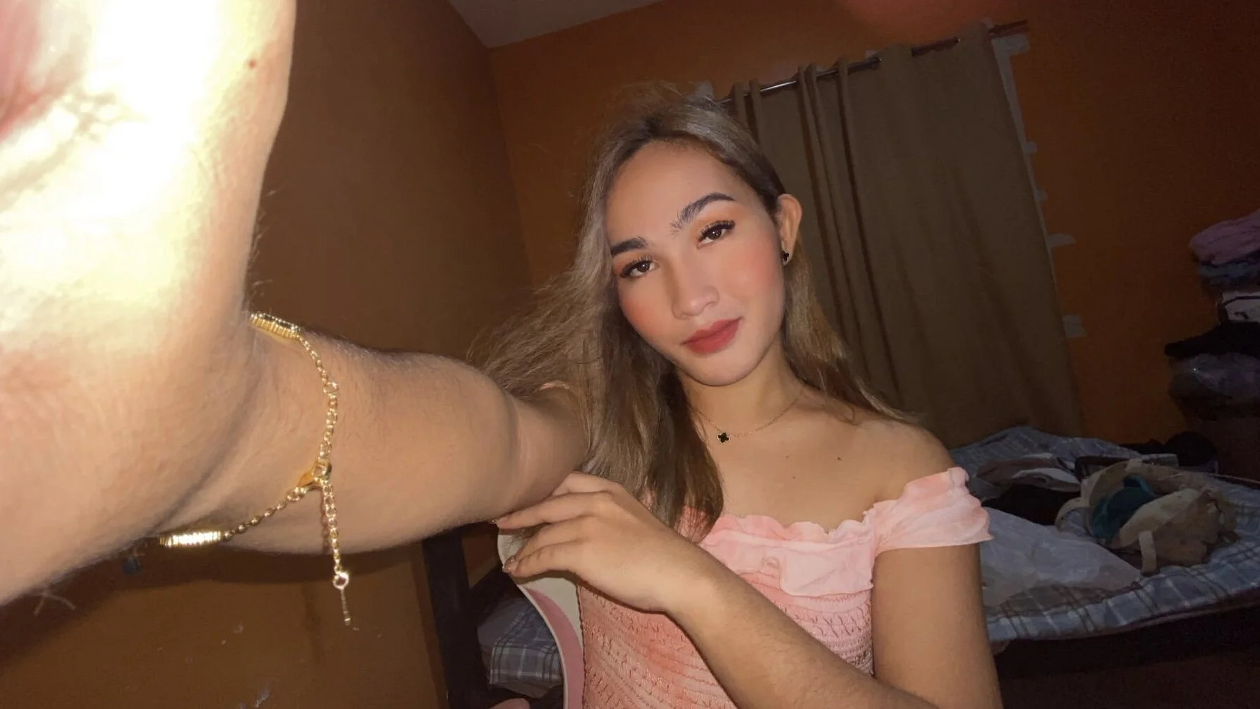 XXX Porn Photo of Nude ur_Katrina69 15