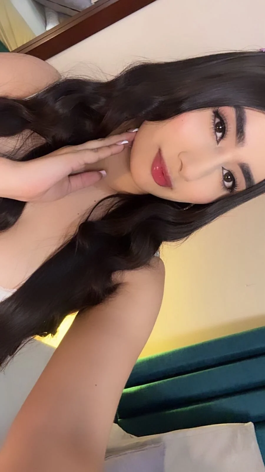 XXX Porn Photo of Nude IvonneOwen 5