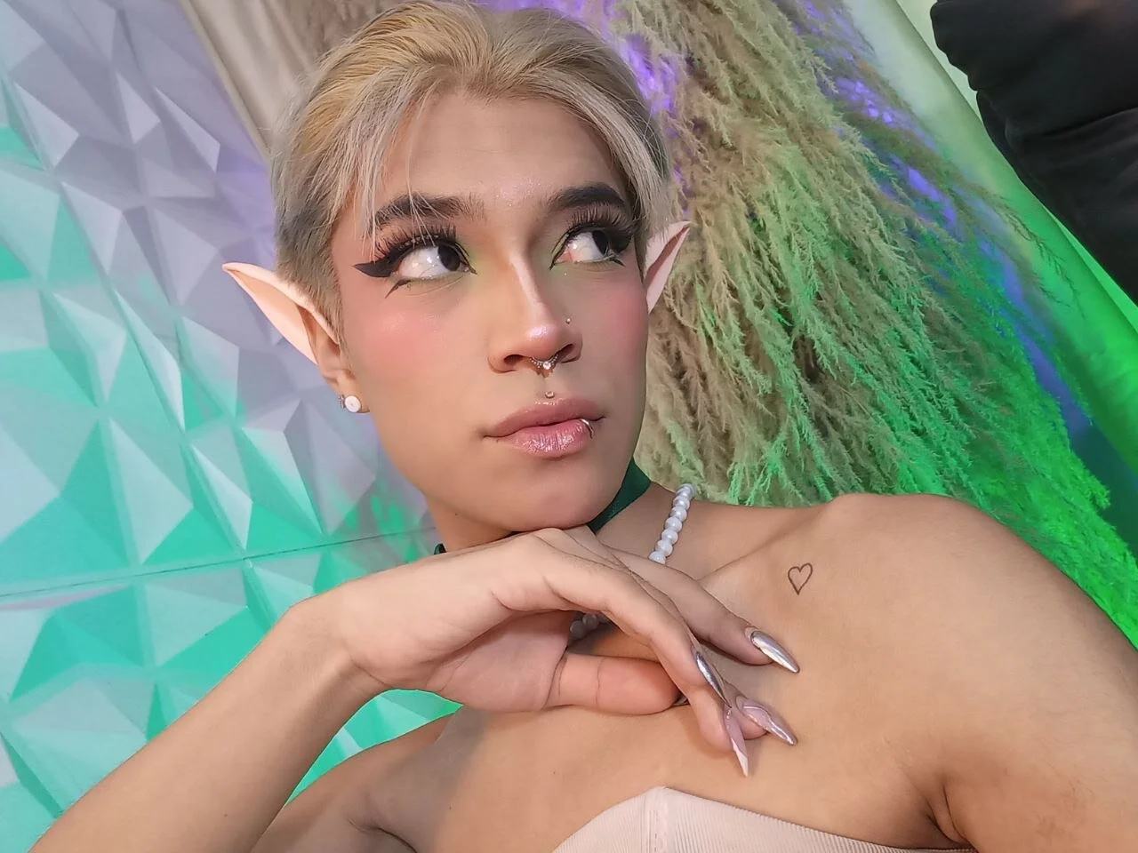 XXX Porn Photo of Nude Babyfox_gh 26