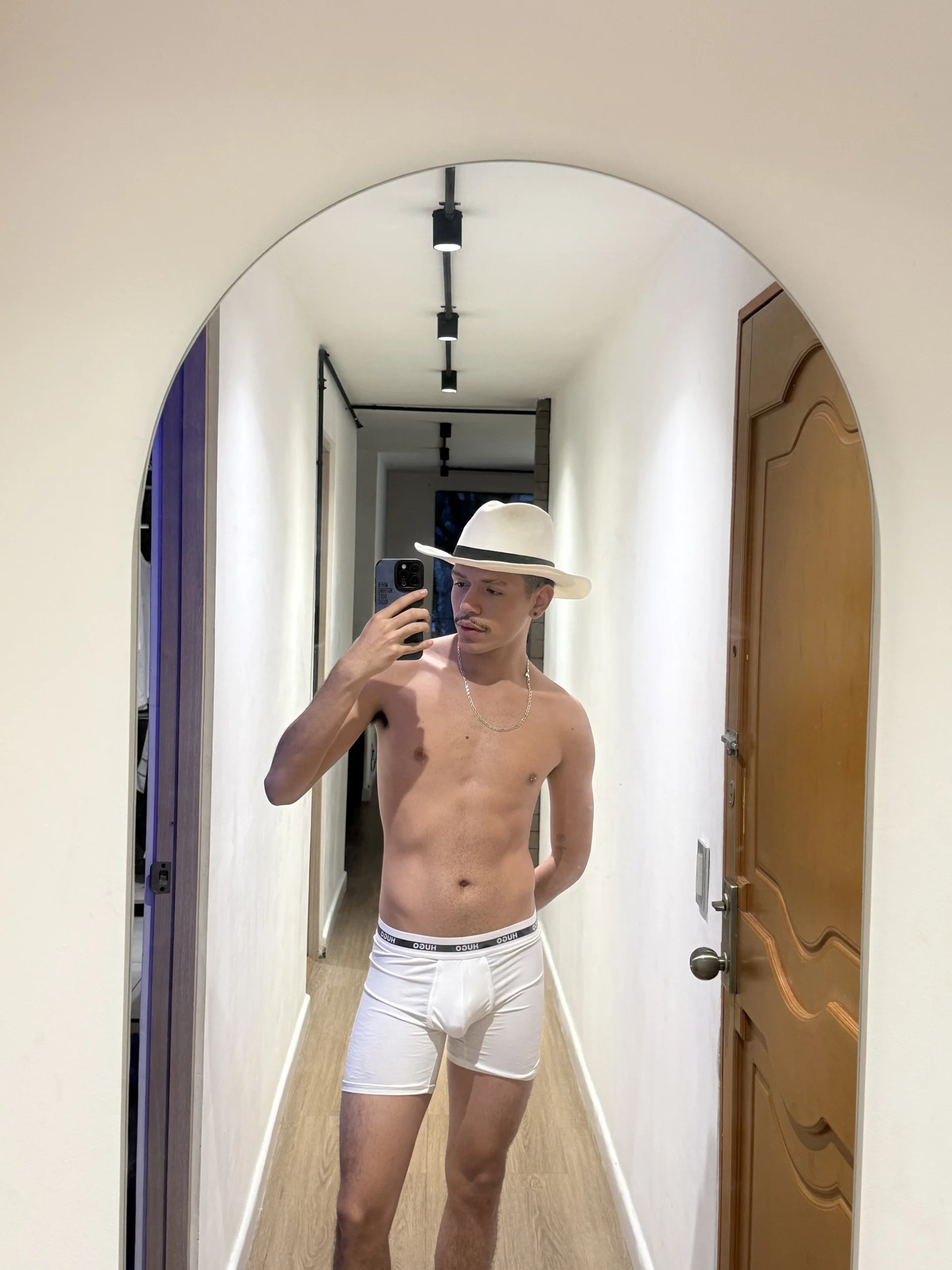 XXX Porn Photo of Nude iam_angelxx 3