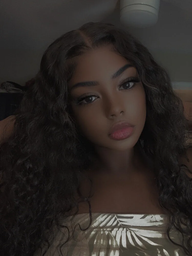 XXX Porn Photo of Nude PrincessDecember 18
