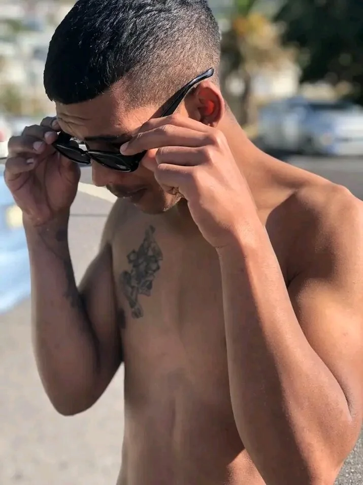 XXX Porn Photo of Nude NaughtyGuy0071 1