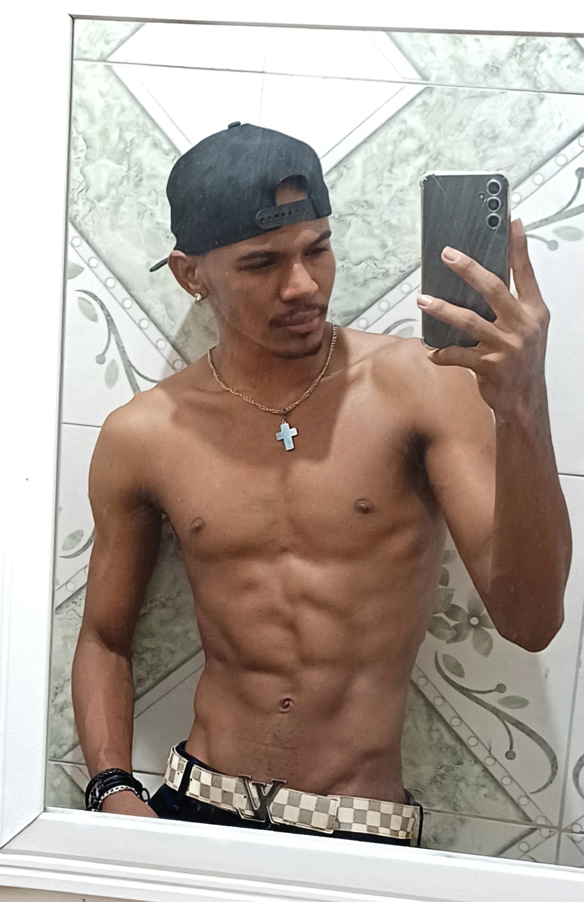 XXX Porn Photo of Nude Thallisrodrigooo 4