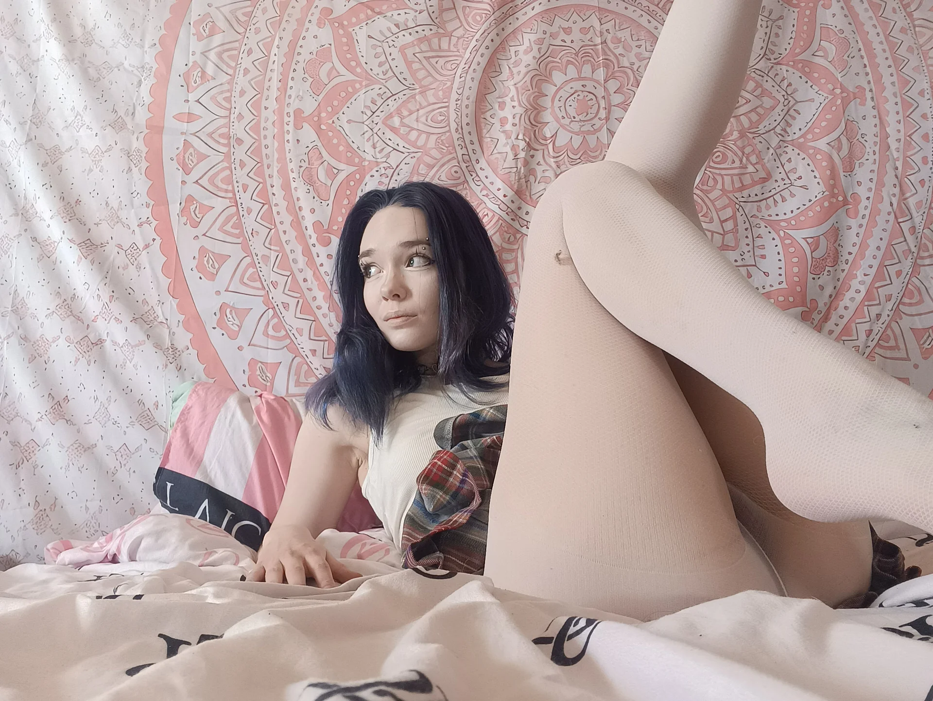 XXX Porn Photo of Nude baby_onface 10