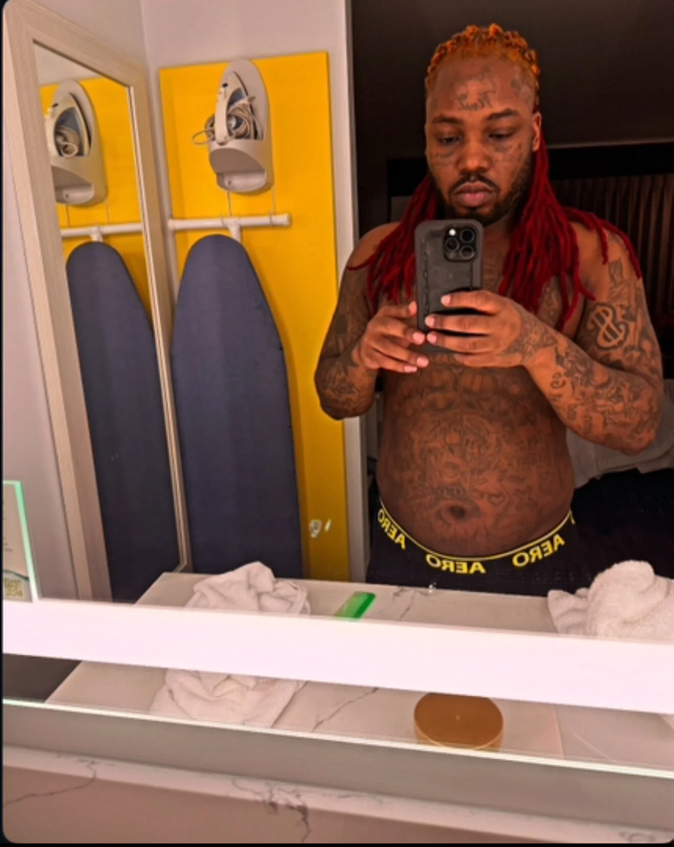 XXX Porn Photo of Nude daddydarkskindikk 4