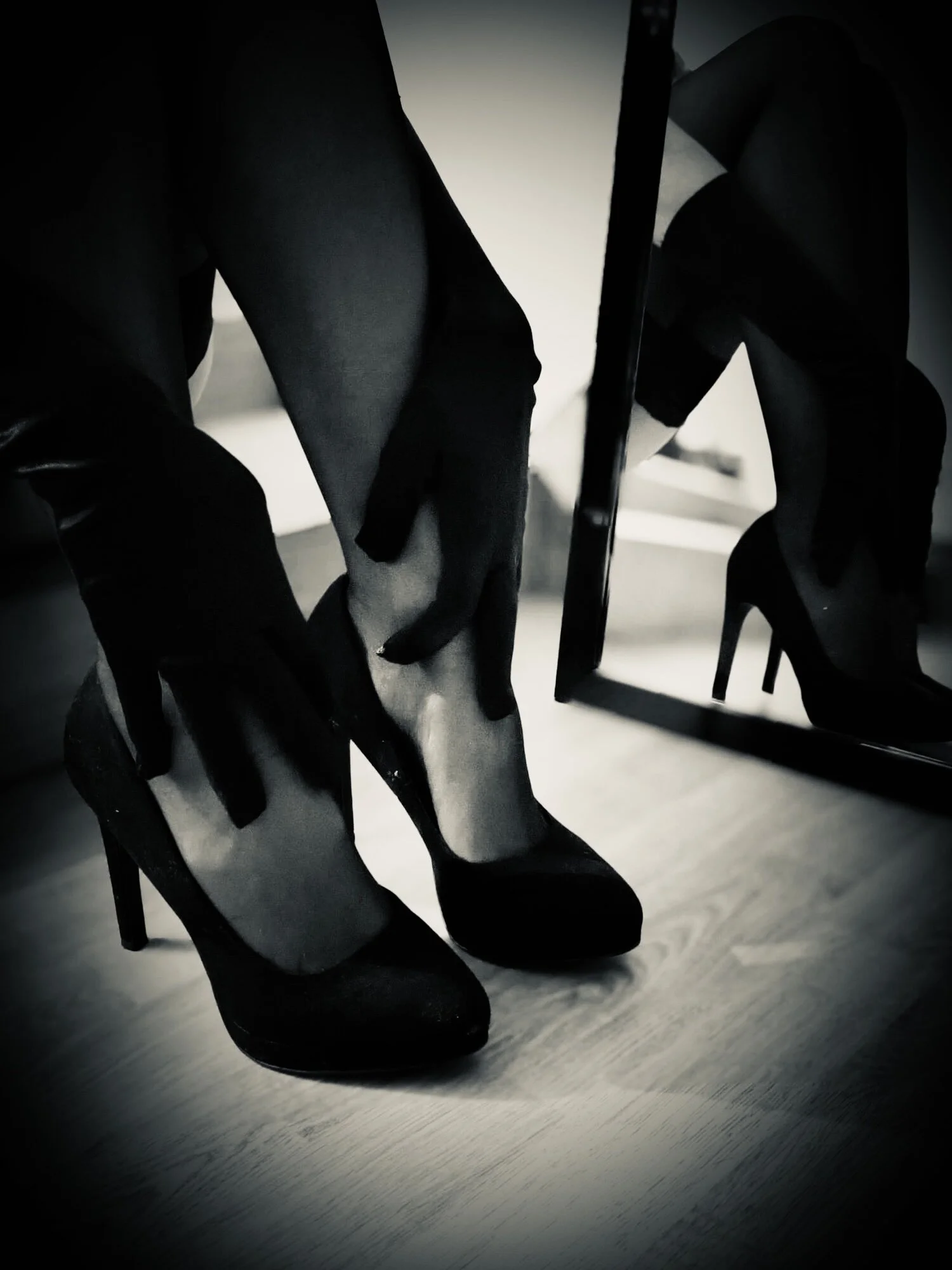 XXX Porn Photo of Nude Sombredesirs_a2 12