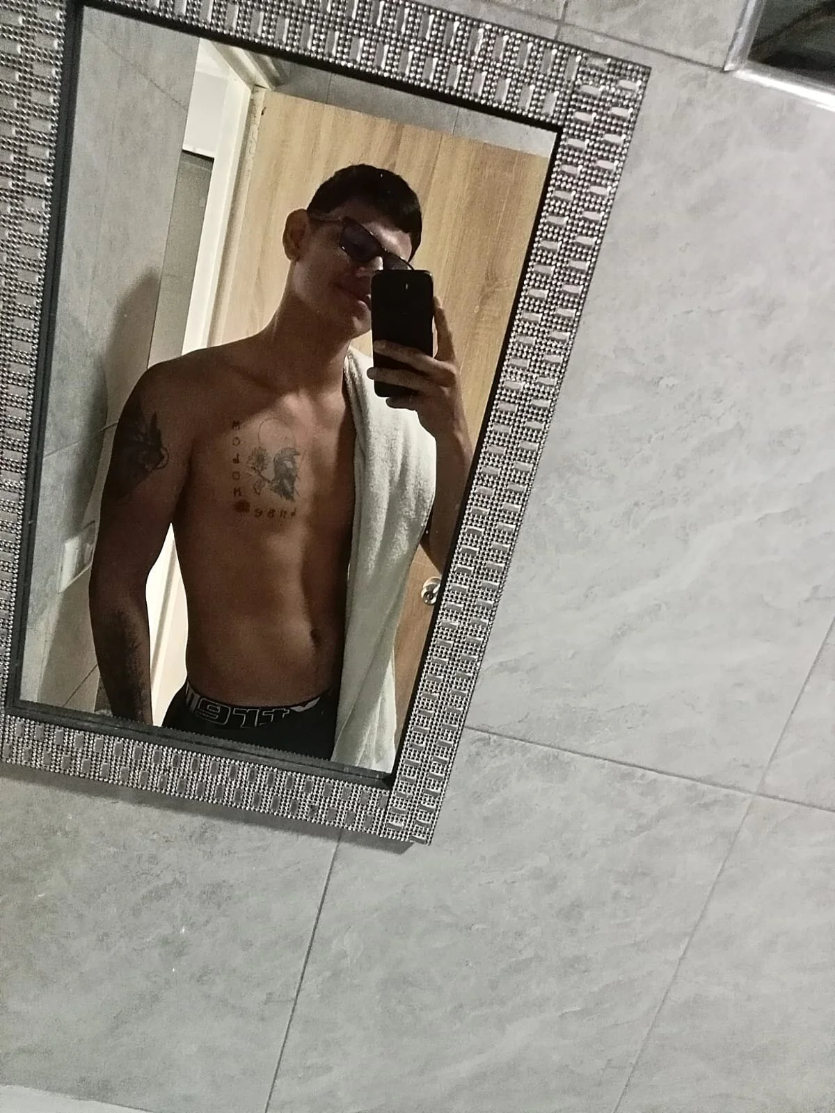 XXX Porn Photo of Nude jose_wol 7