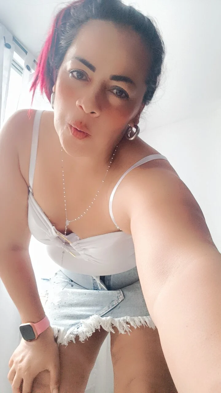 XXX Porn Photo of Nude Elianissquirt 14