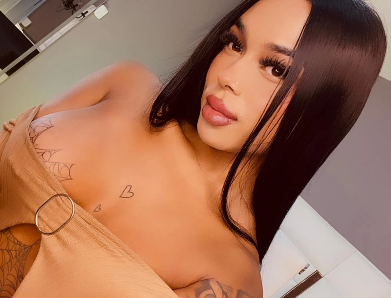 XXX Porn Photo of Nude tinaqueen_noa 107