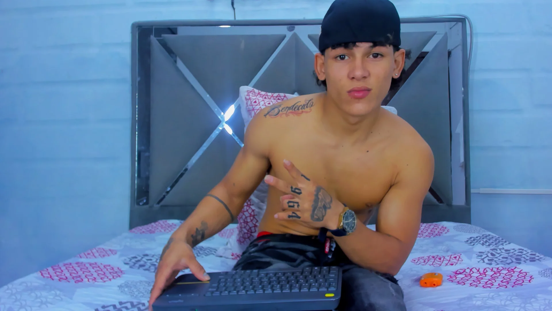 XXX Porn Photo of Nude TemptKing_ 4