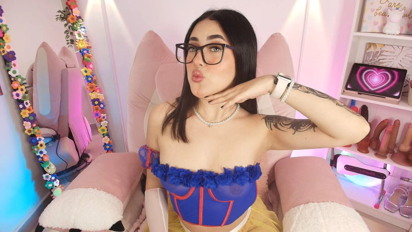 XXX Porn Photo of Nude justonecute 5