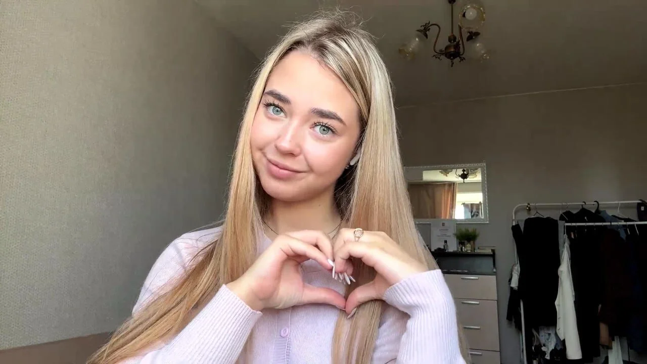 XXX Porn Photo of Nude KamLobach 18