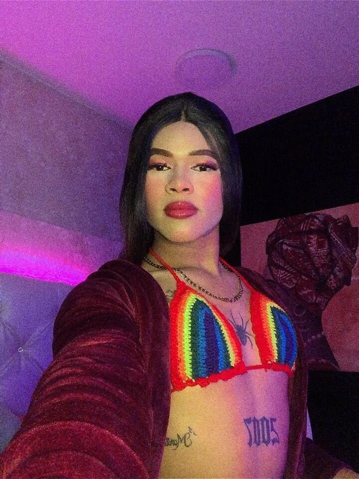 XXX Porn Photo of Nude shanell_andrea 5