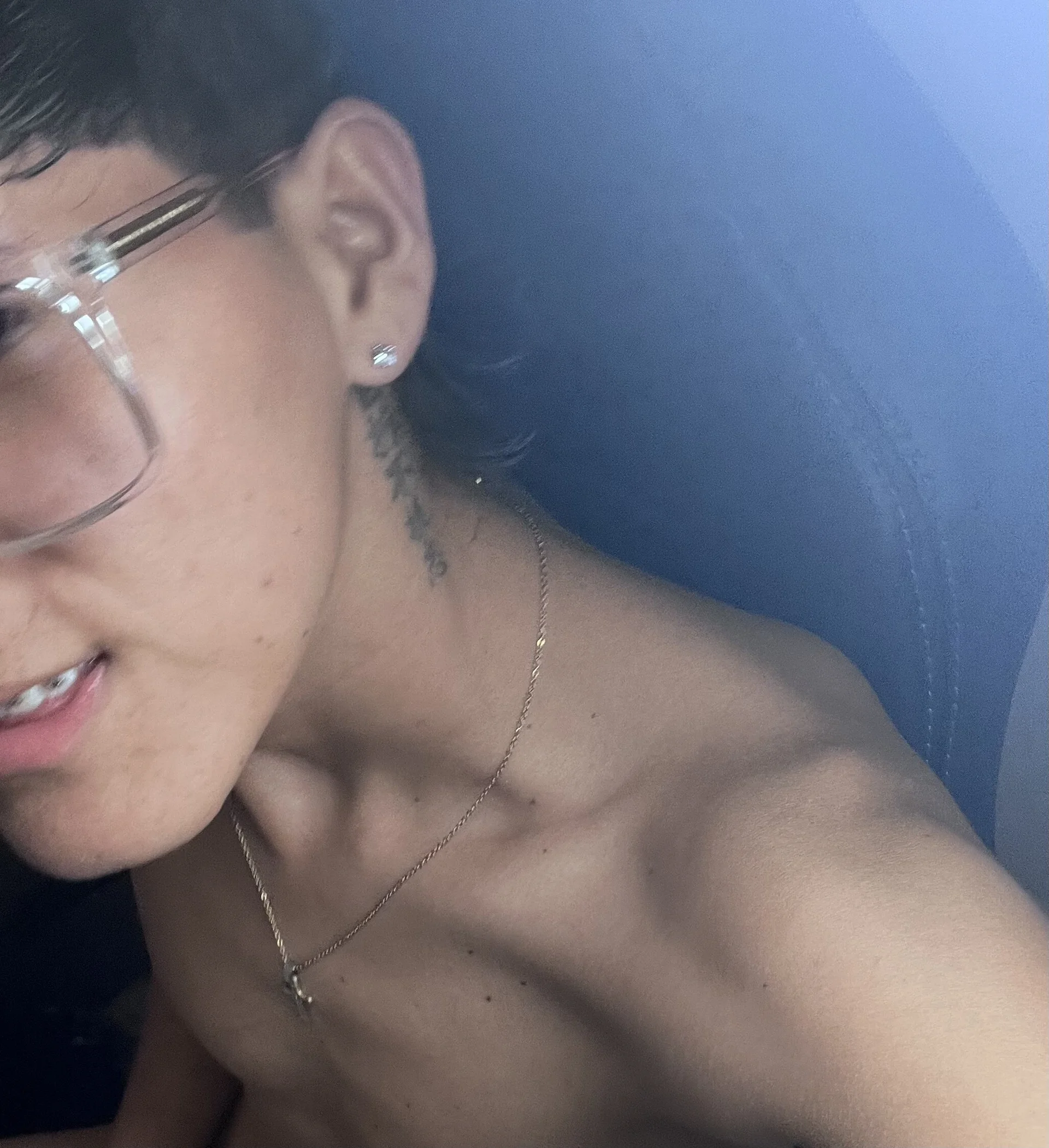 XXX Porn Photo of Nude Tiago777_ 1