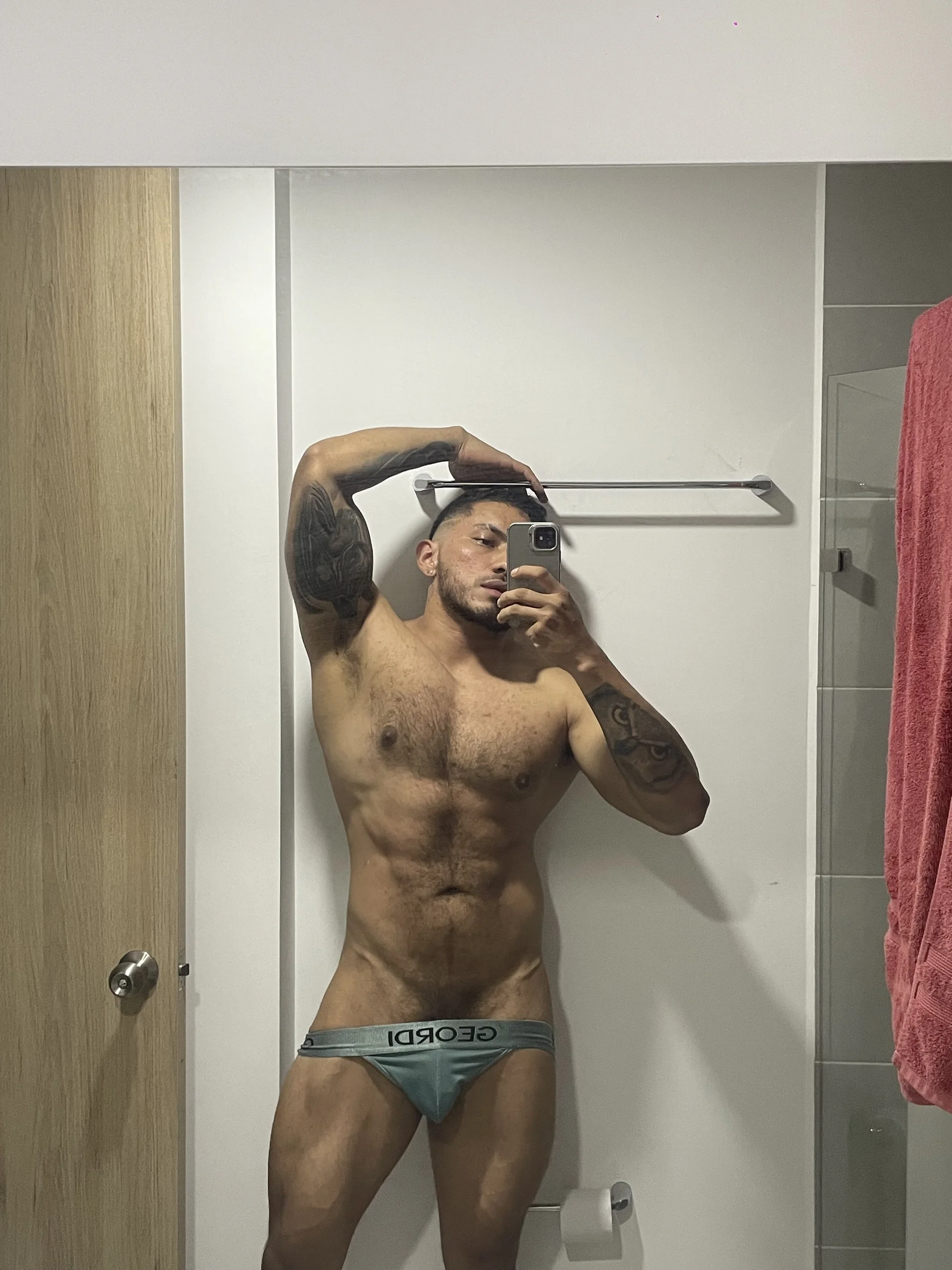 XXX Porn Photo of Nude maximusclark1 12