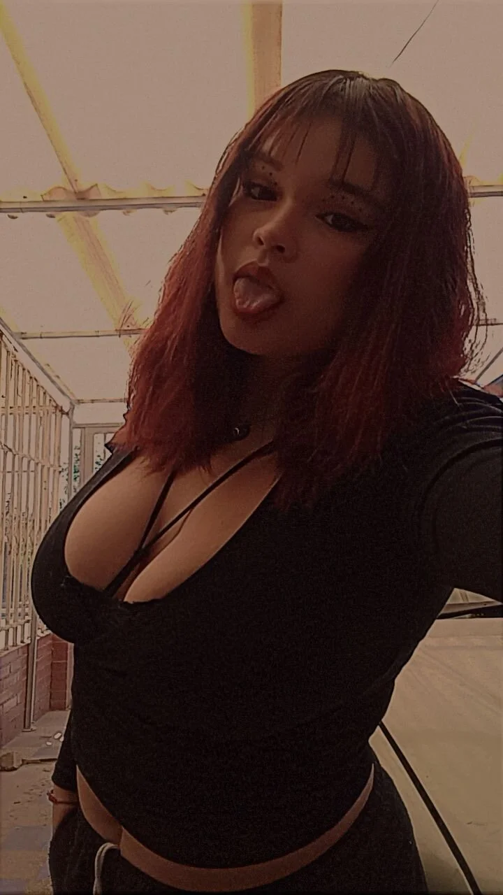 XXX Porn Photo of Nude sky_yara 16