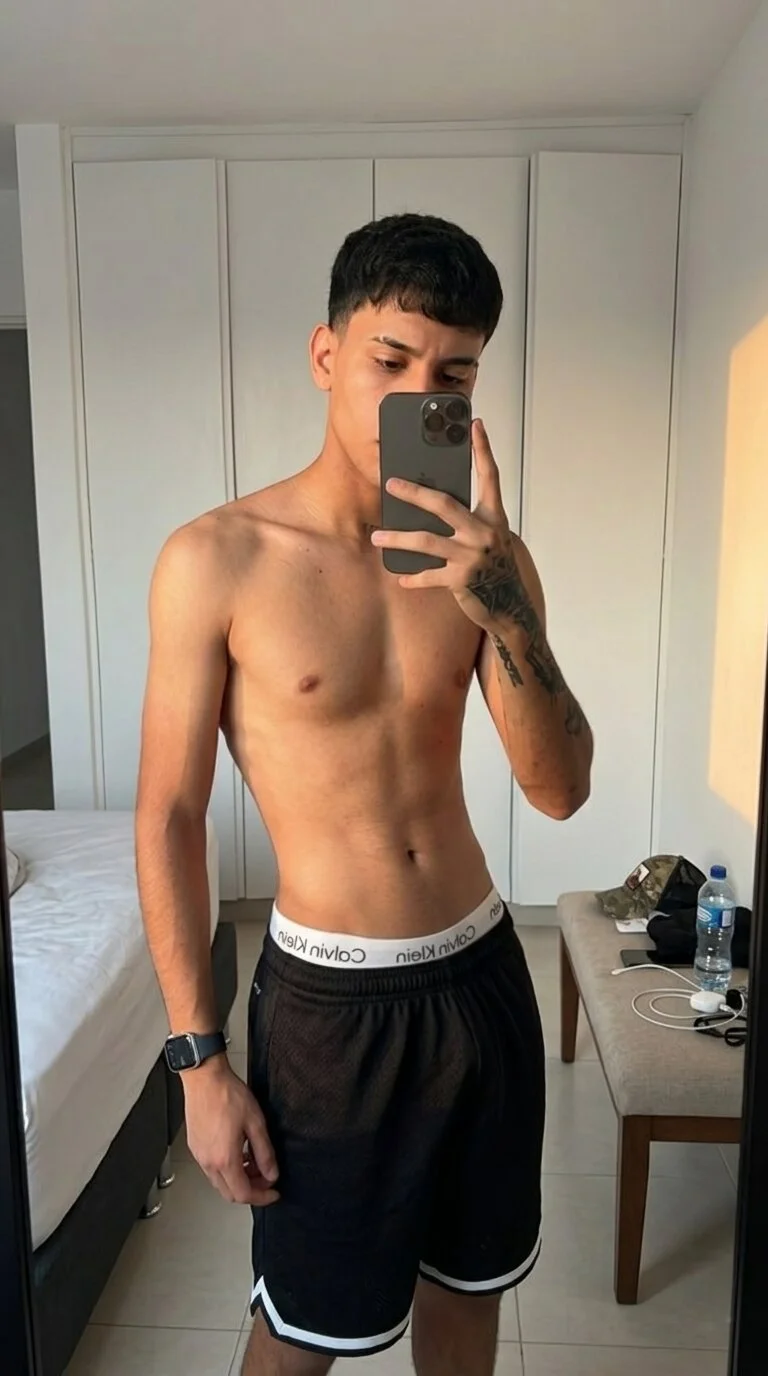 XXX Porn Photo of Nude Damien_Howard 34